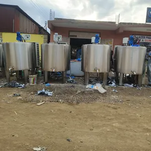 Milk Receiving Storage Tank With Mixing Option