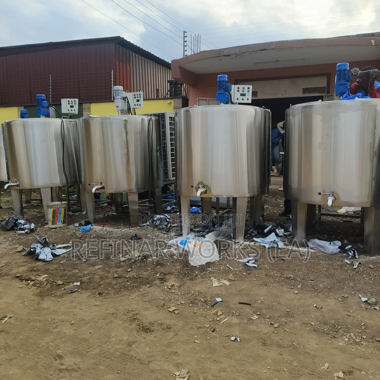 Milk Receiving Storage Tank With Mixing Option