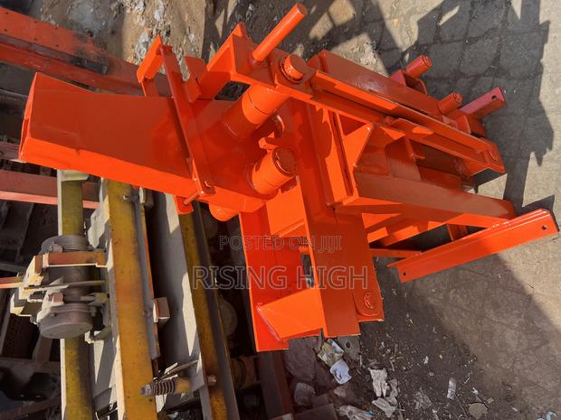 Double Quality Interlocking Machines - thumbnail 4