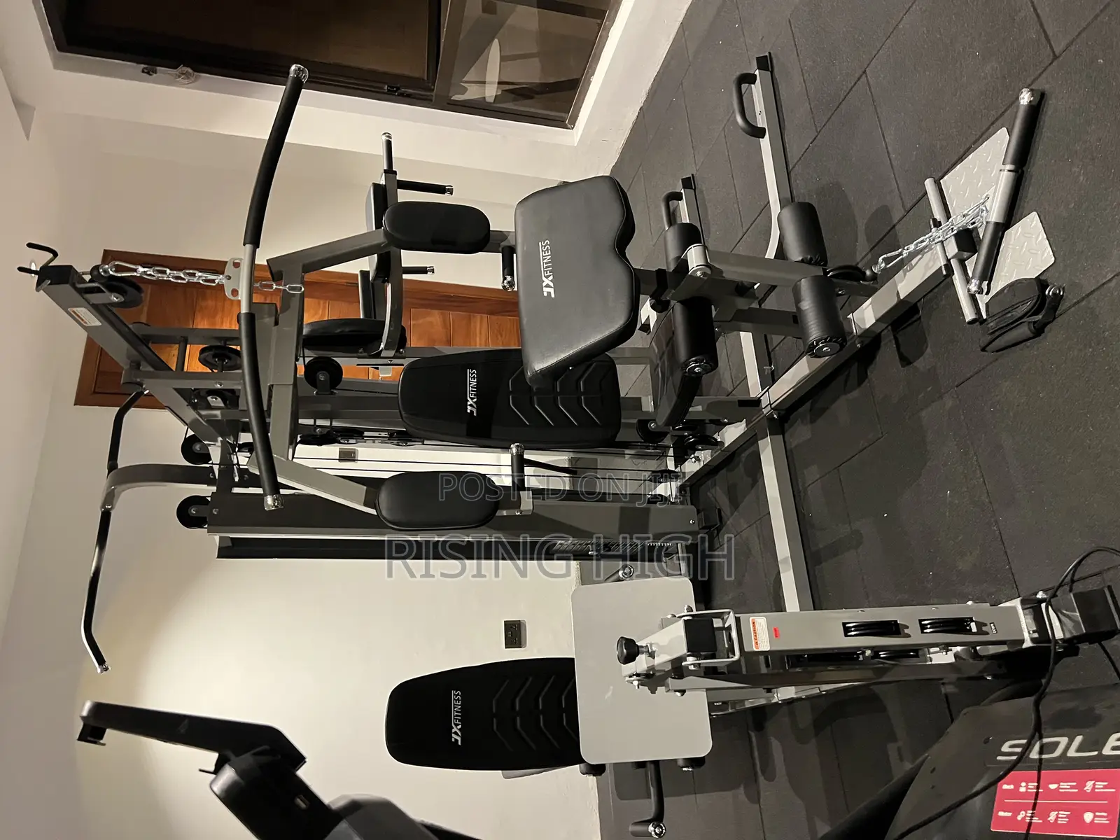 Fitness 6 Station Multigym.