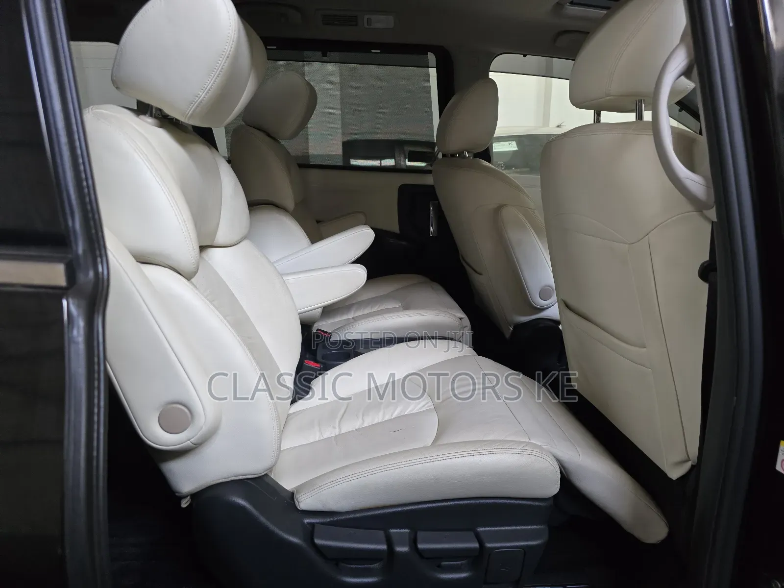 Nissan Elgrand 2018 Black