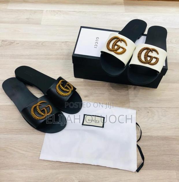 High Quality Leather Slip~On (Gucci) Sandals