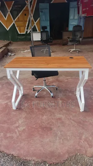 Royaltic Top Office Desk Plus Mesh Chair