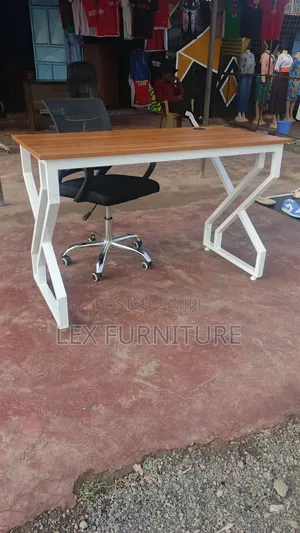 Secretarial Mesh Chair Plus White Royal Office Desk