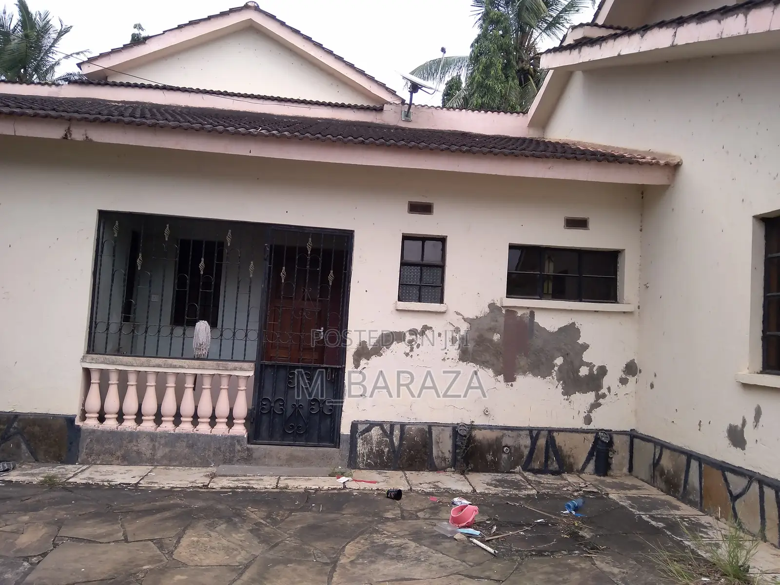 4bdrm Bungalow in Ziwa la Ngombe for sale