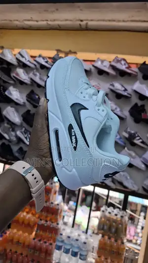 Nike Airmax 90 Black and White