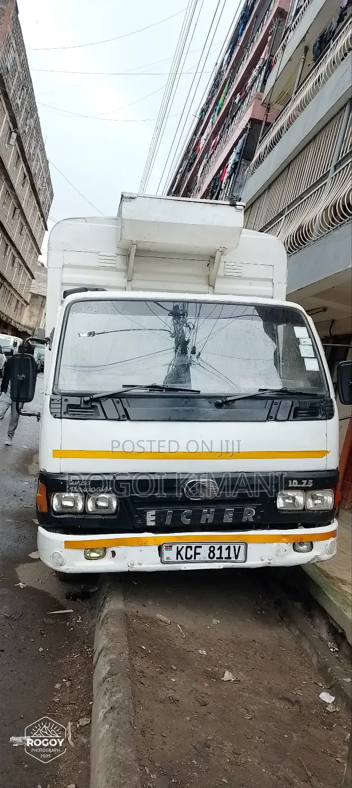 Eicher Lorry