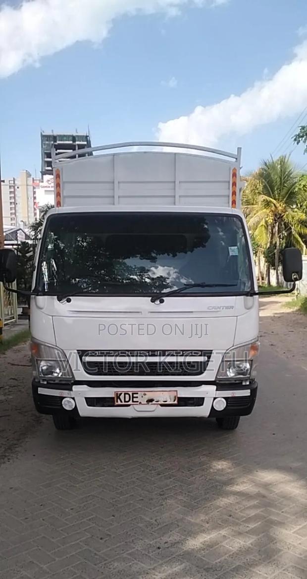 Mitsubishi Canter - thumbnail 2