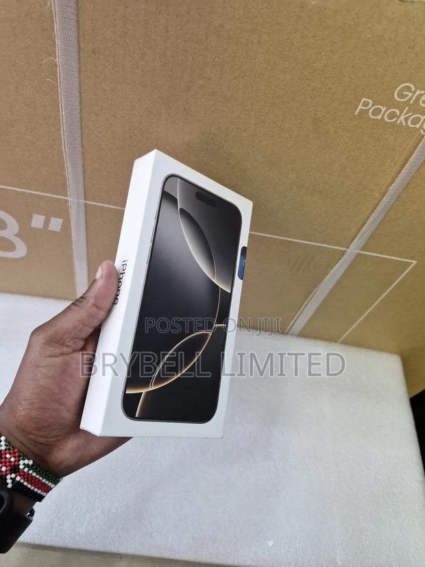 New Apple iPhone 16 Pro Max 1 TB - thumbnail 4