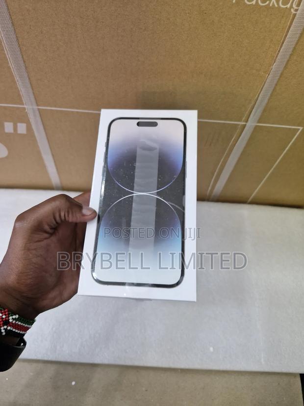 New Apple iPhone 14 Pro Max 256 GB Black - main view