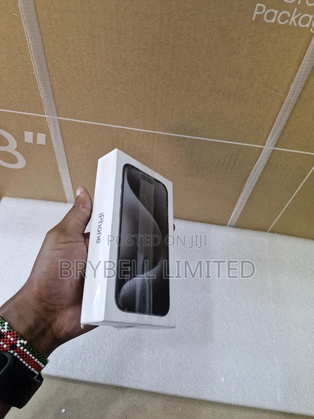 New Apple iPhone 15 Pro 256 GB Black - thumbnail 5