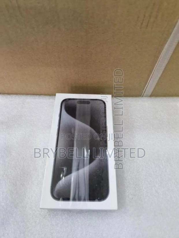 New Apple iPhone 15 Pro 256 GB Black - thumbnail 4