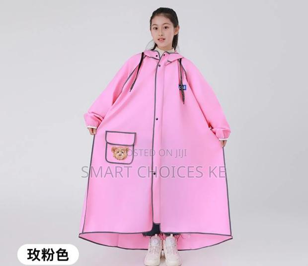 High Quality Children's Raincoat -Xl (130 - 140cm)