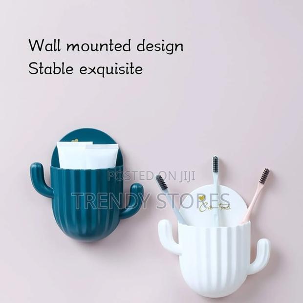Toothbrush Holder