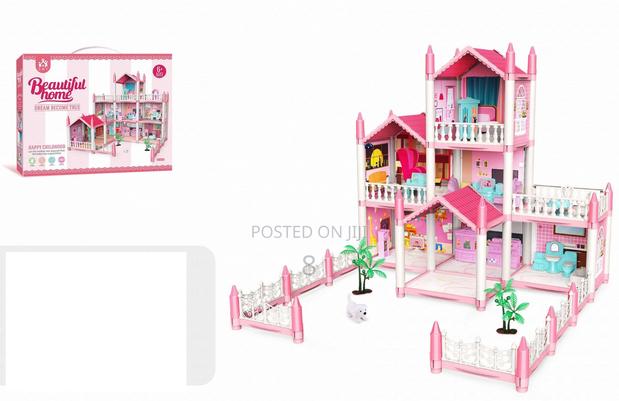 Miniature Dolls House With Accessories - thumbnail 2