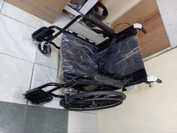 Heavy Duty Standard Wheelchair - thumbnail 2