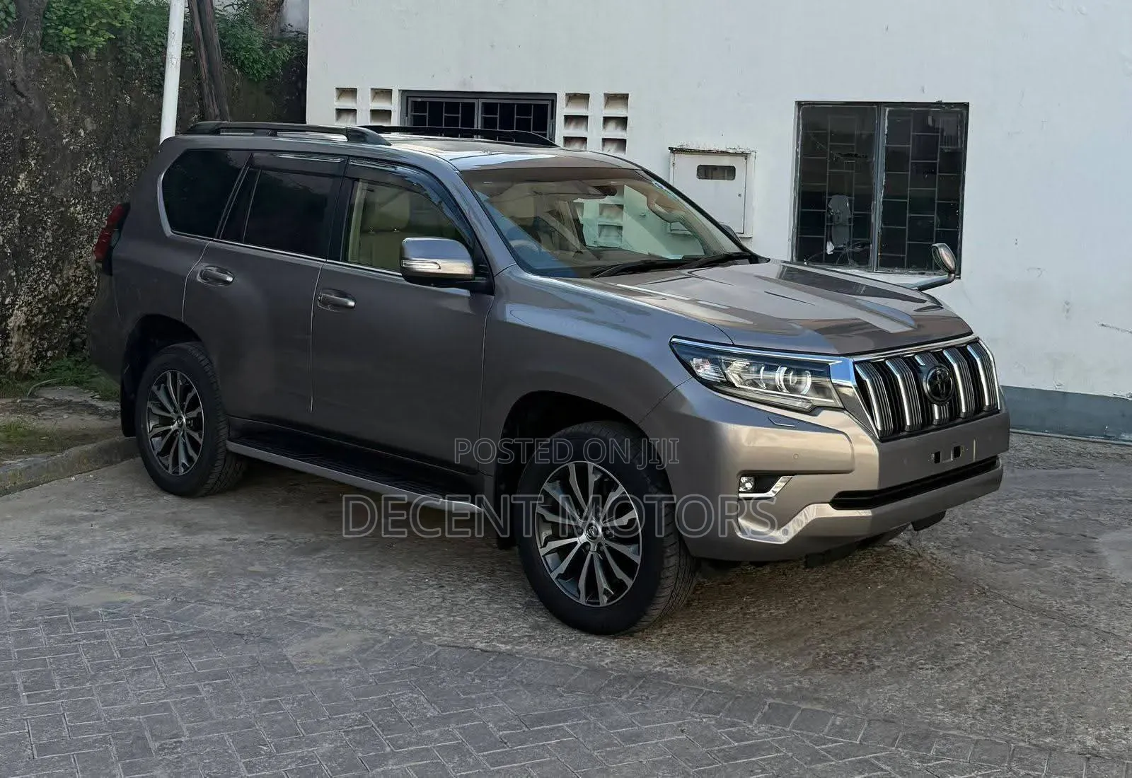 Toyota Land Cruiser Prado 2.8 2018 Gold