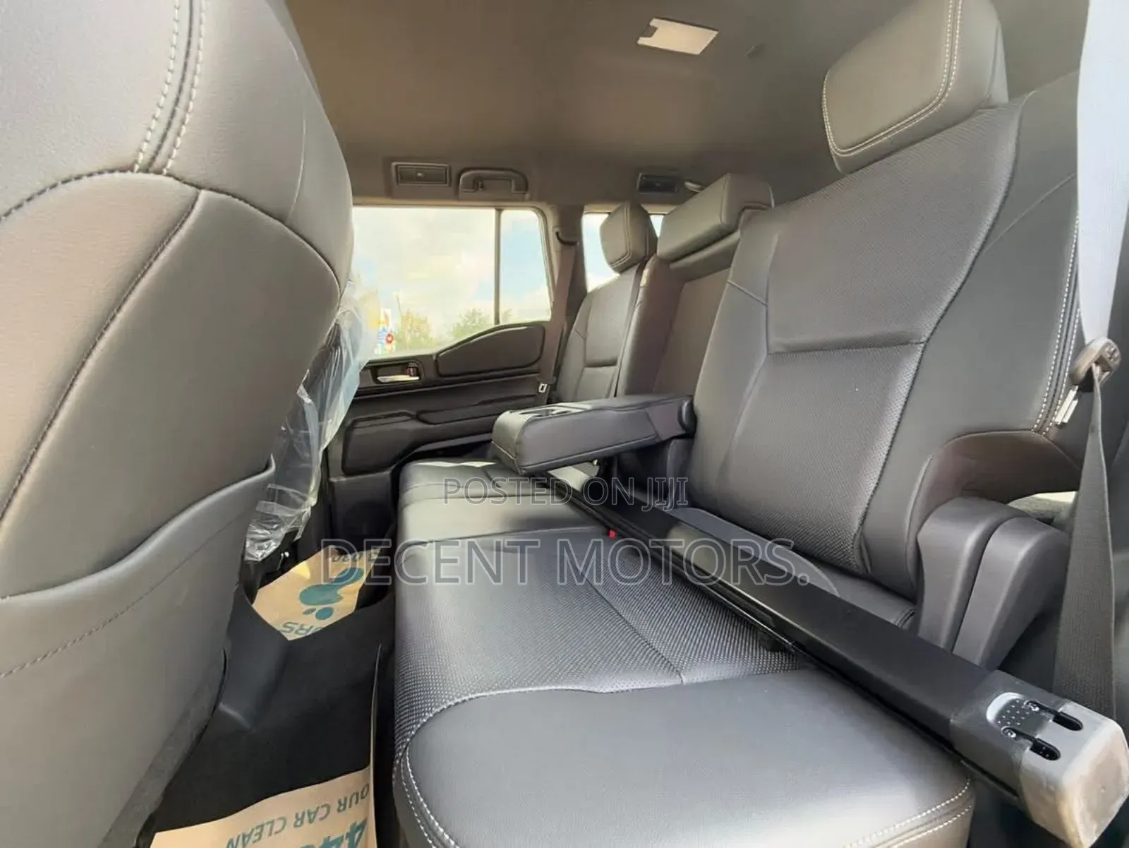 Toyota Land Cruiser Prado 2.8 2024 Gray