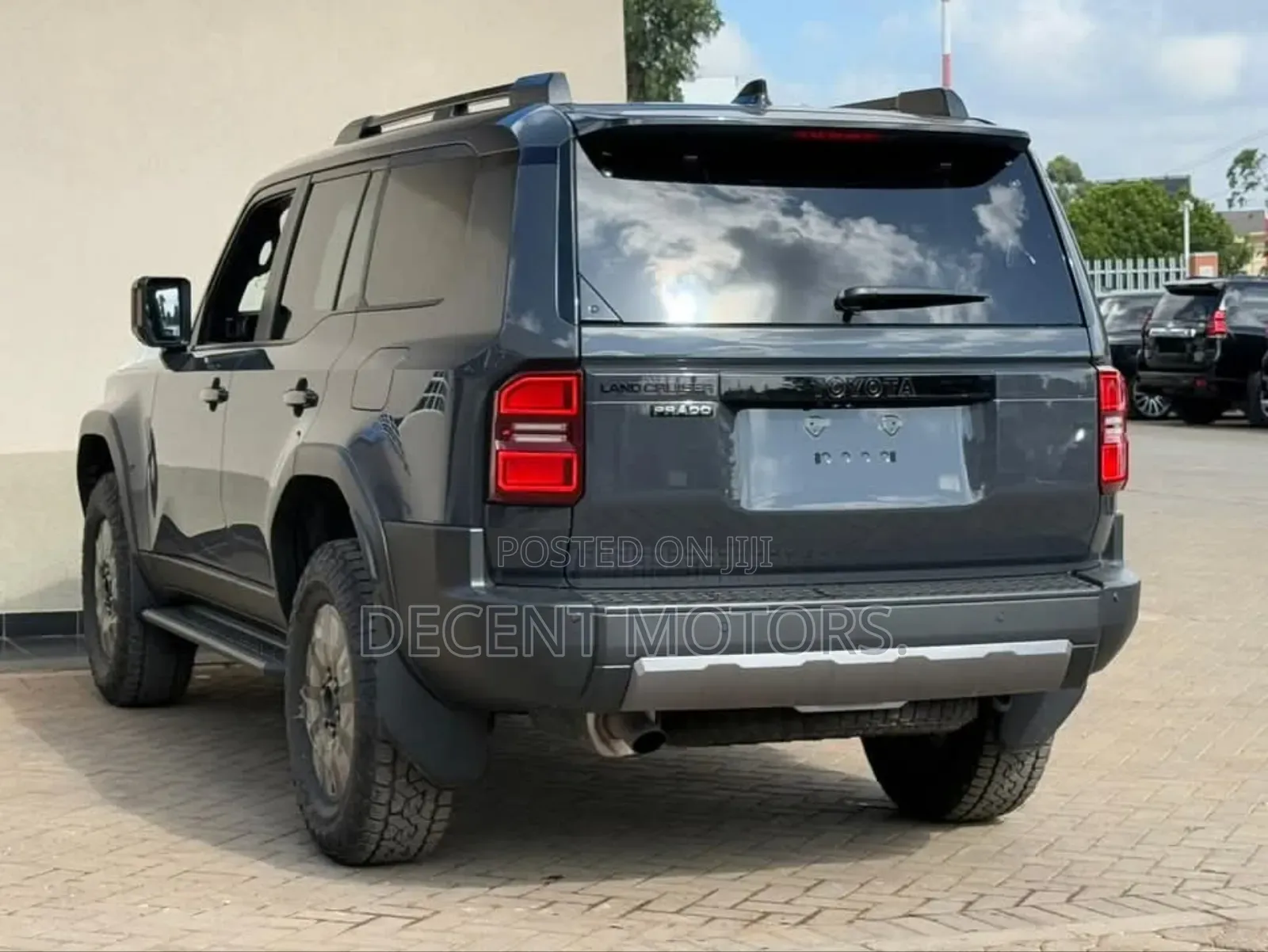 Toyota Land Cruiser Prado 2.8 2024 Gray