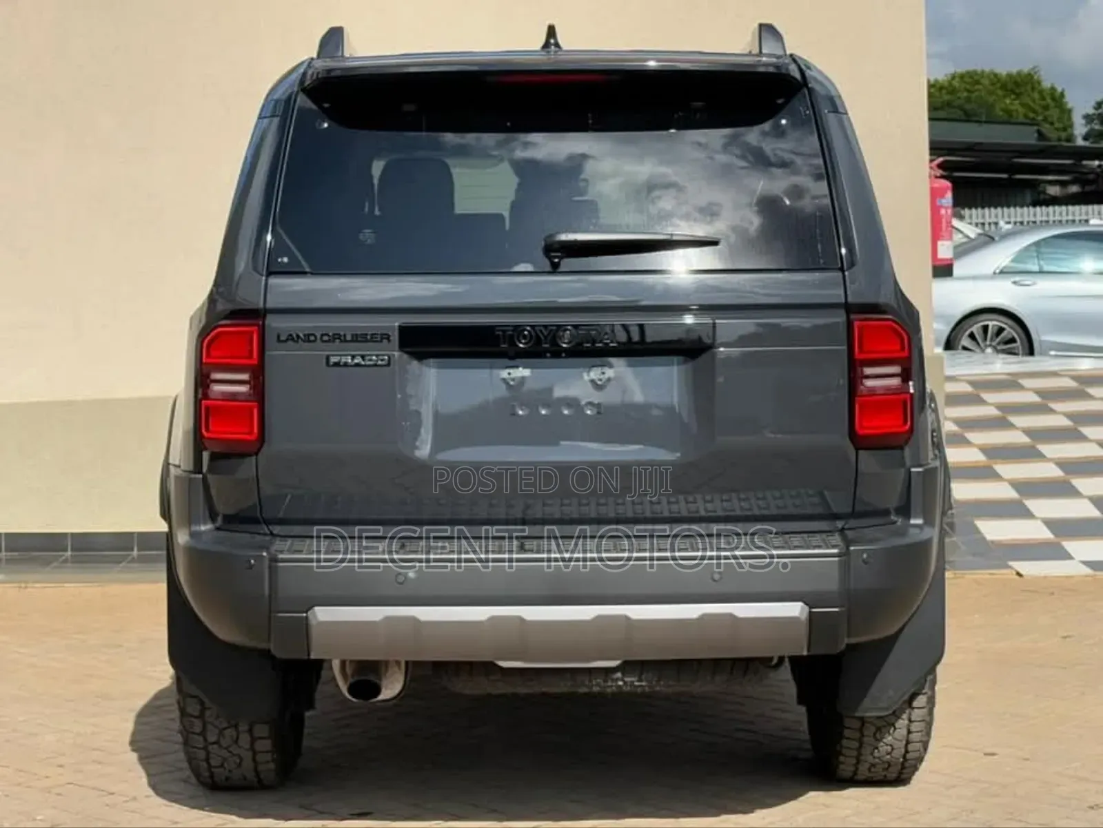 Toyota Land Cruiser Prado 2.8 2024 Gray