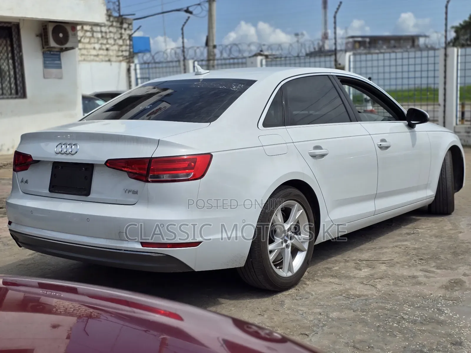 Audi A4 2.0T Tech Premium AWD quattro 2018 White