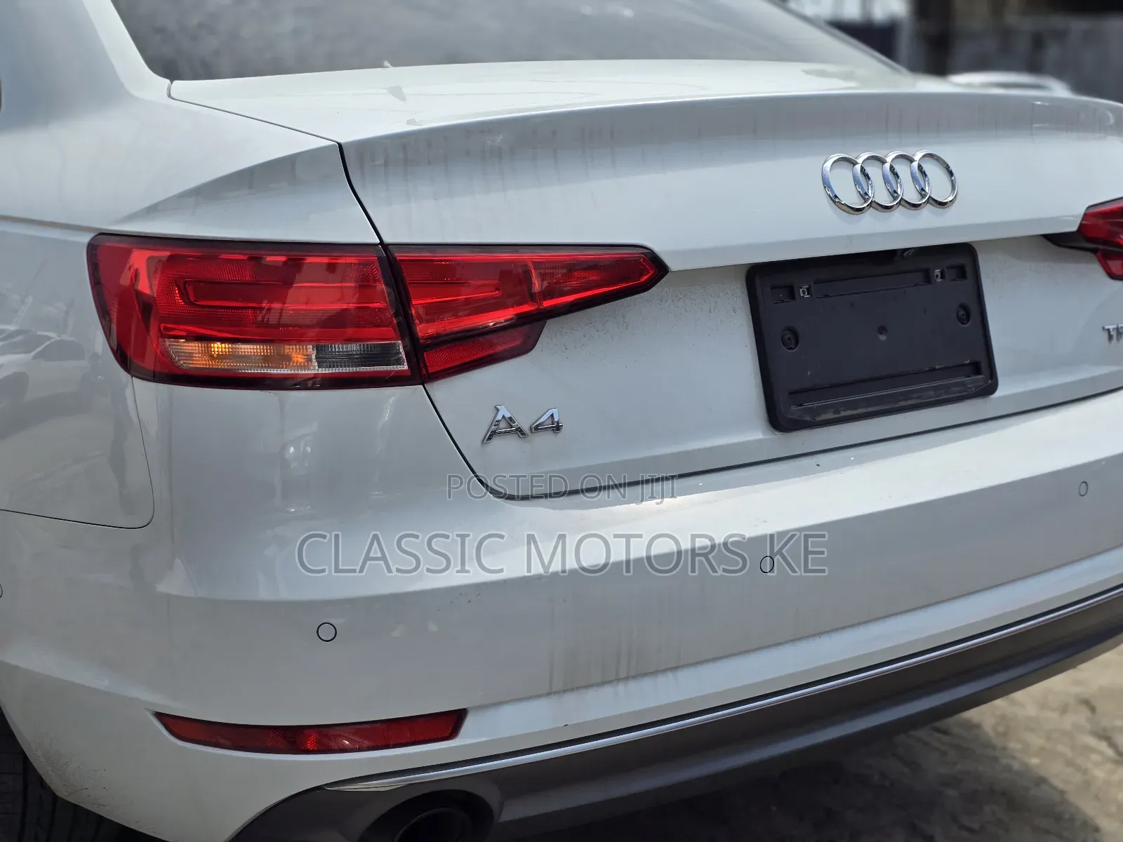 Audi A4 2.0T Tech Premium AWD quattro 2018 White