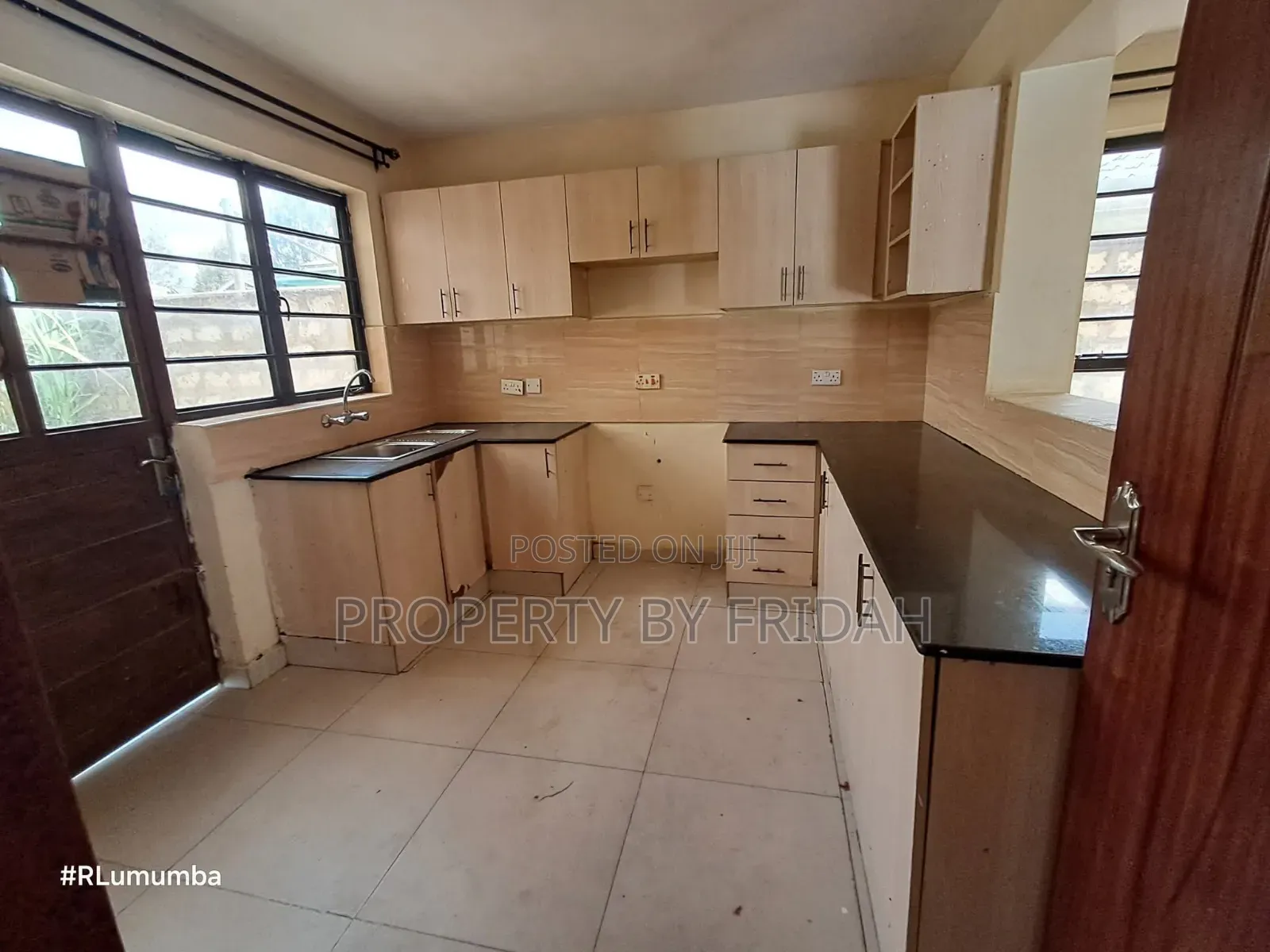 4bdrm Mansion in Kitengela for rent