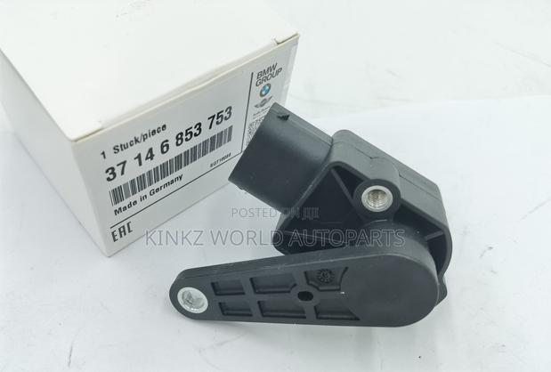 BMW X5 07-13 Ride Height Leveling Rear Sensor  - main view