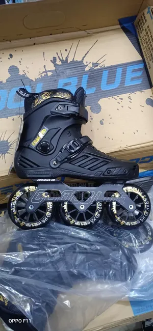 Tri-Skates