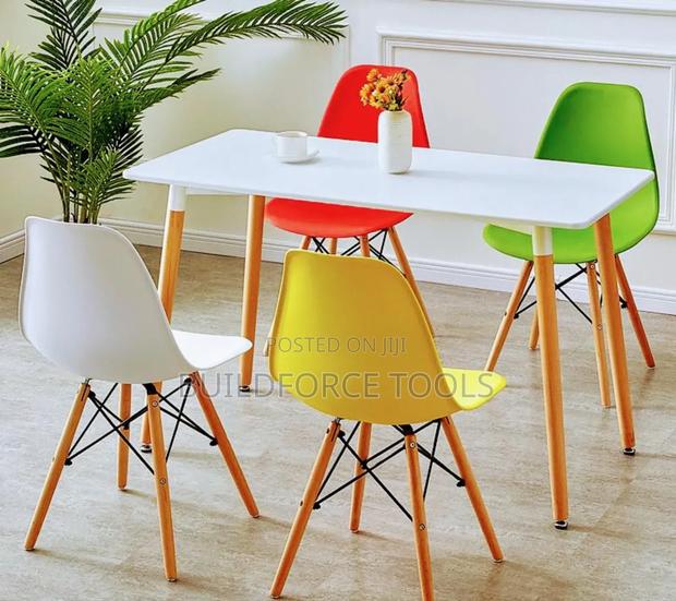 Eames Chairs And Table - main view