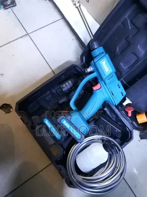 Makita Cordless Car Wash Machine
