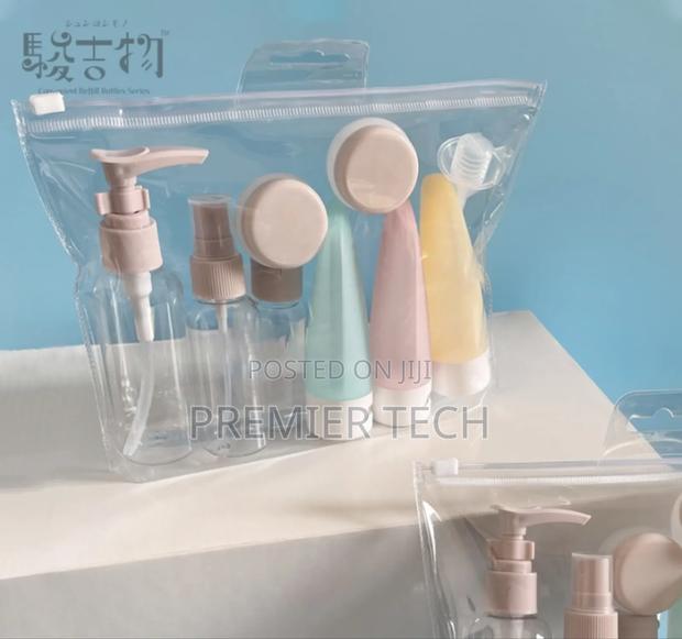 *Cosmetics 11pc Storage Set - main view