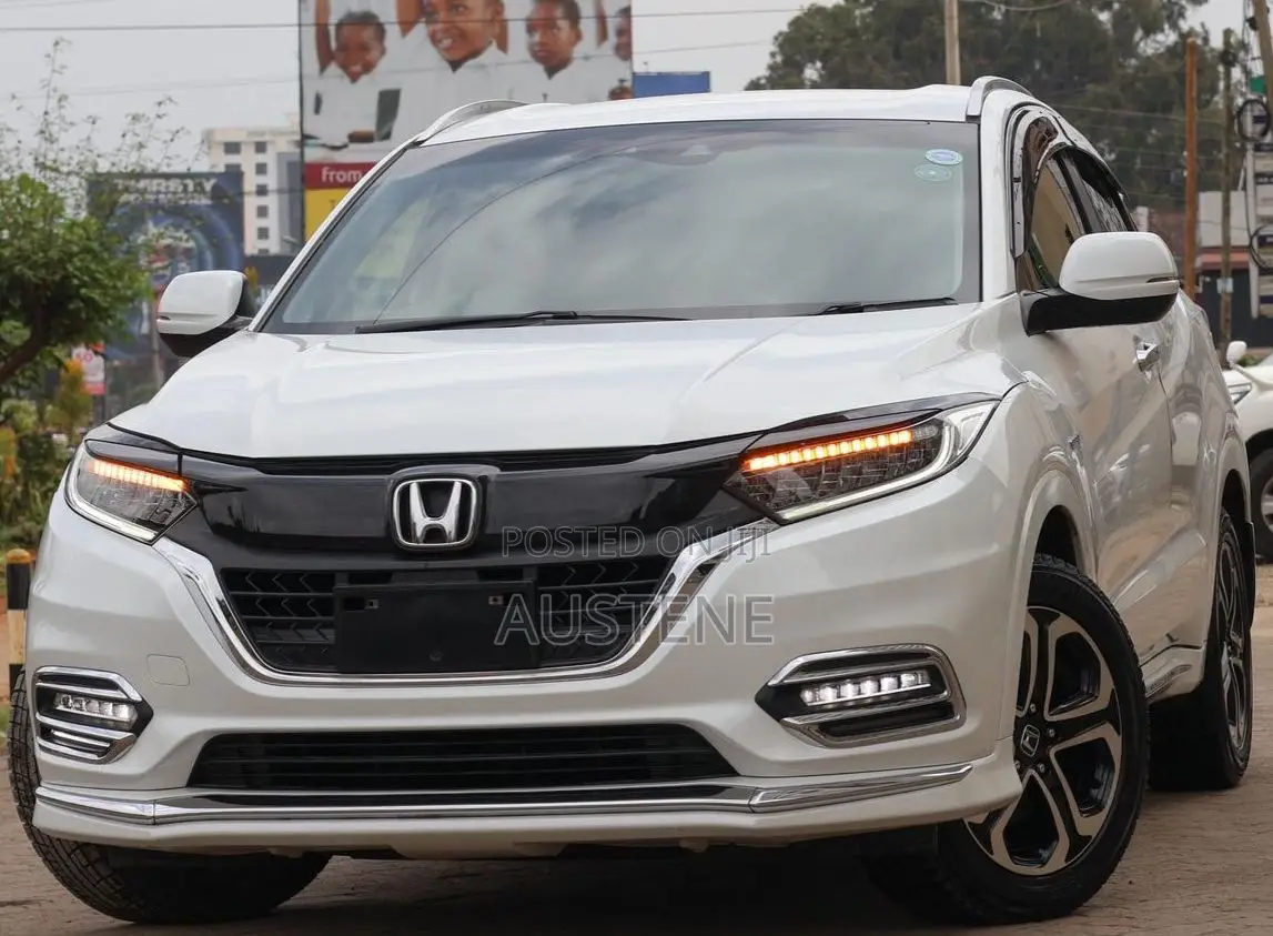 Honda Vezel 1.5 Hybrid 2WD 2018 White