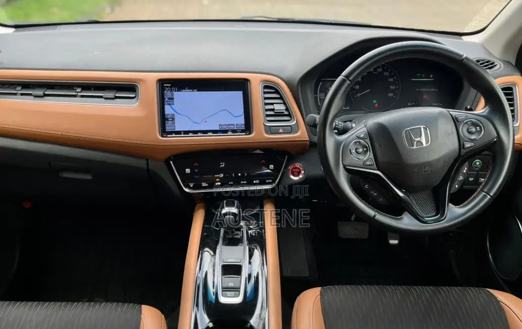 Honda Vezel 1.5 Hybrid 2WD 2018 White