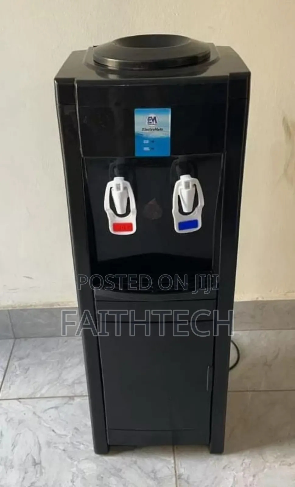 *Em Hot and Cold Water Dispenser