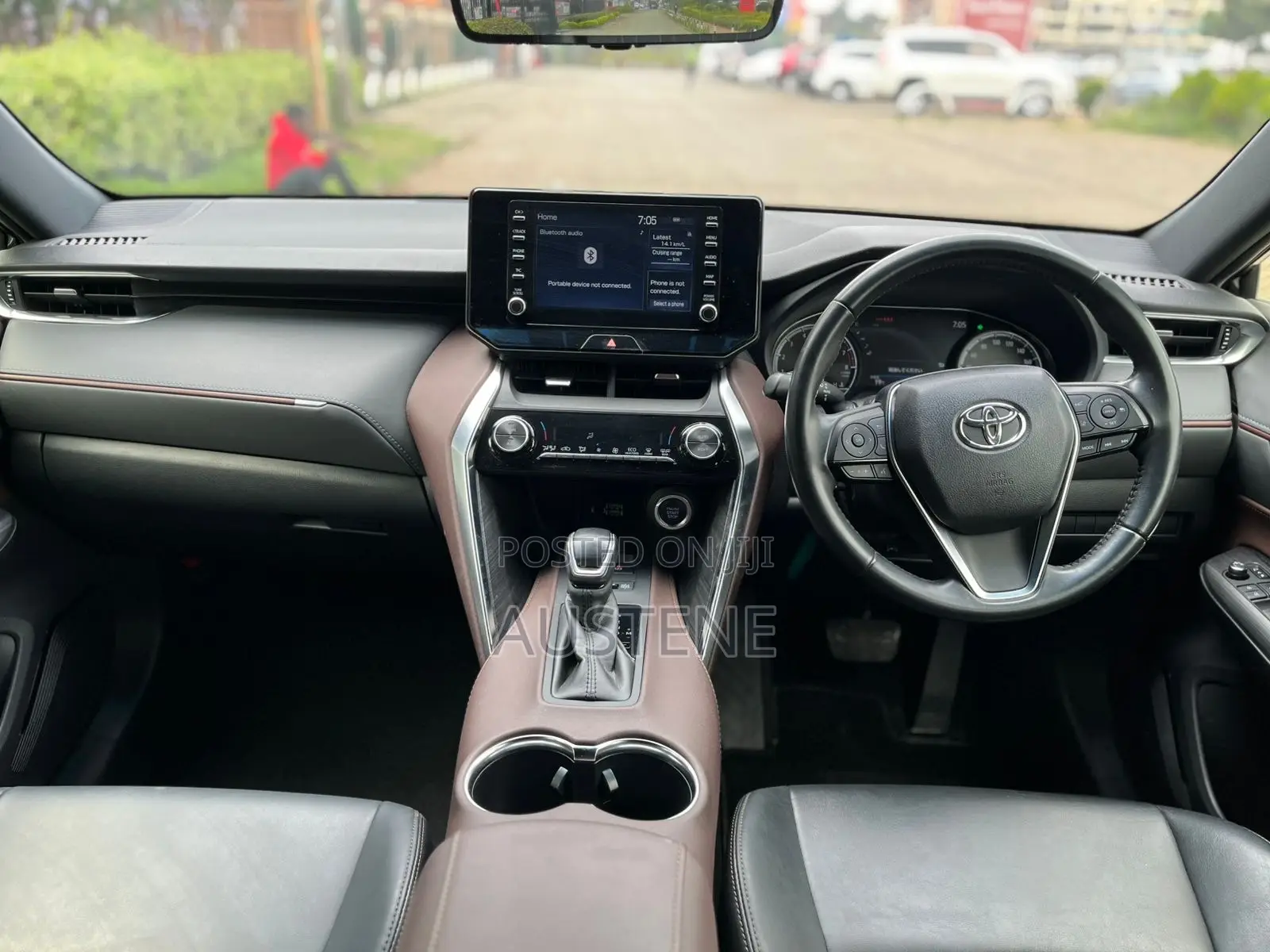 Toyota Harrier 2.0 2020 Black