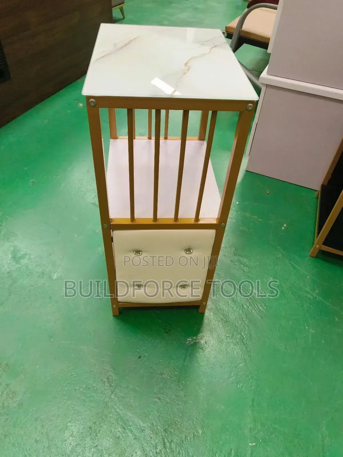 Salon Table