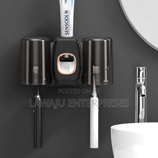 Toothbrush Holder - main view