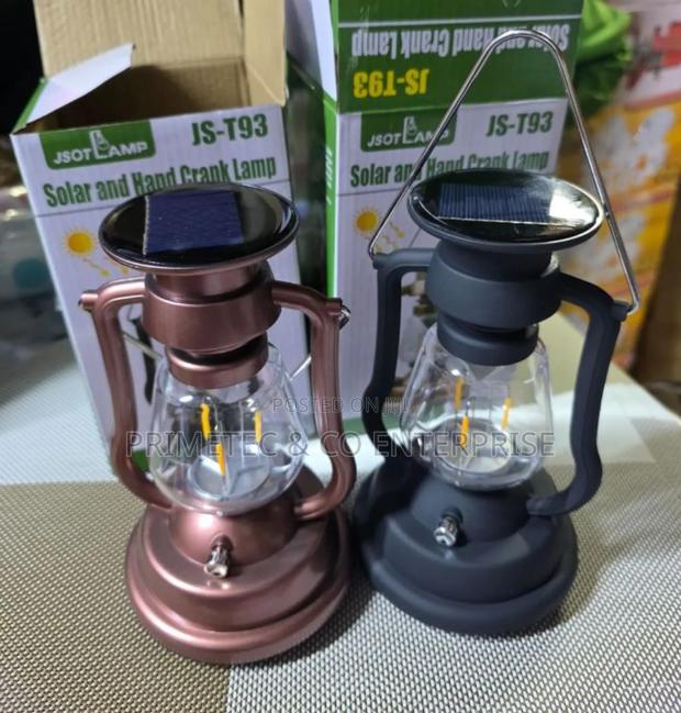 T93 Solar and Hand Cracked Rechargeable Lamp - main view