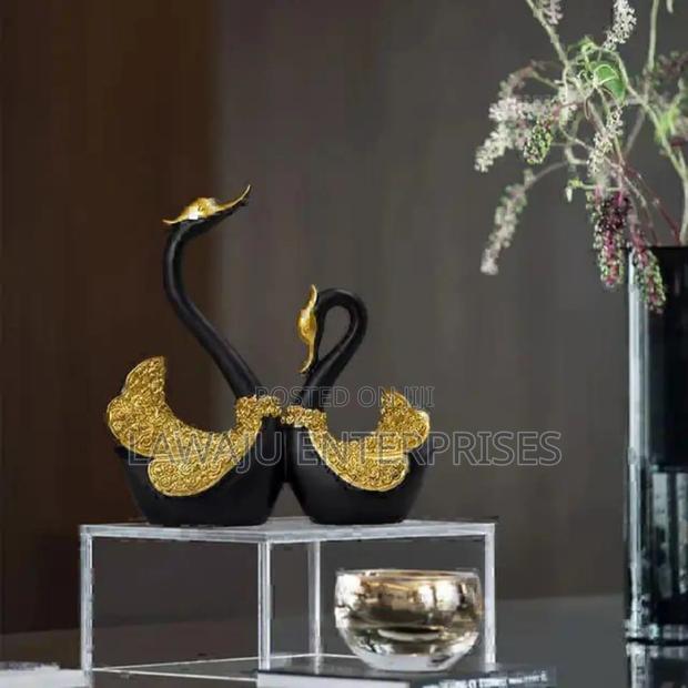 Swan Figurine