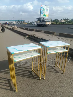 Manicure Marble Tables, White and Green 