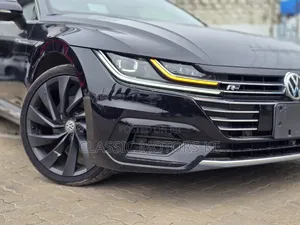 Volkswagen Arteon 2.0T SEL Premium R-Line 4MOTION 2021 Black