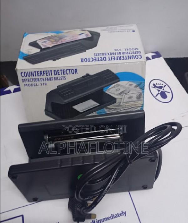 Counterfeit Money Detector Machine/M-318