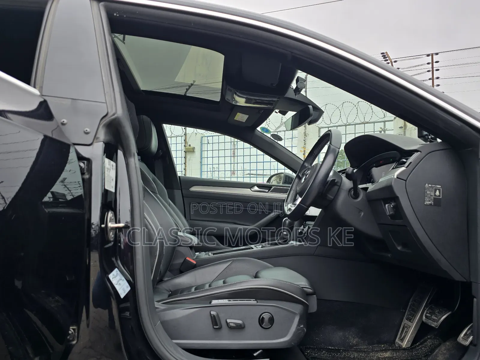 Volkswagen Arteon 2.0T SEL Premium R-Line 4MOTION 2021 Black