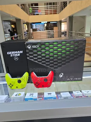 Ex Germany Xbox Series X With Original Controllers.