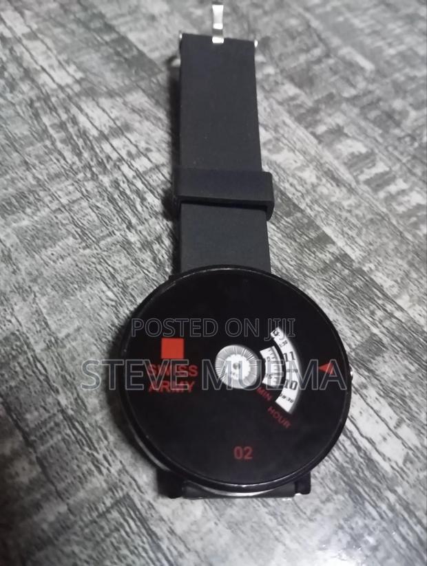 Swiss Army Watch - thumbnail 4