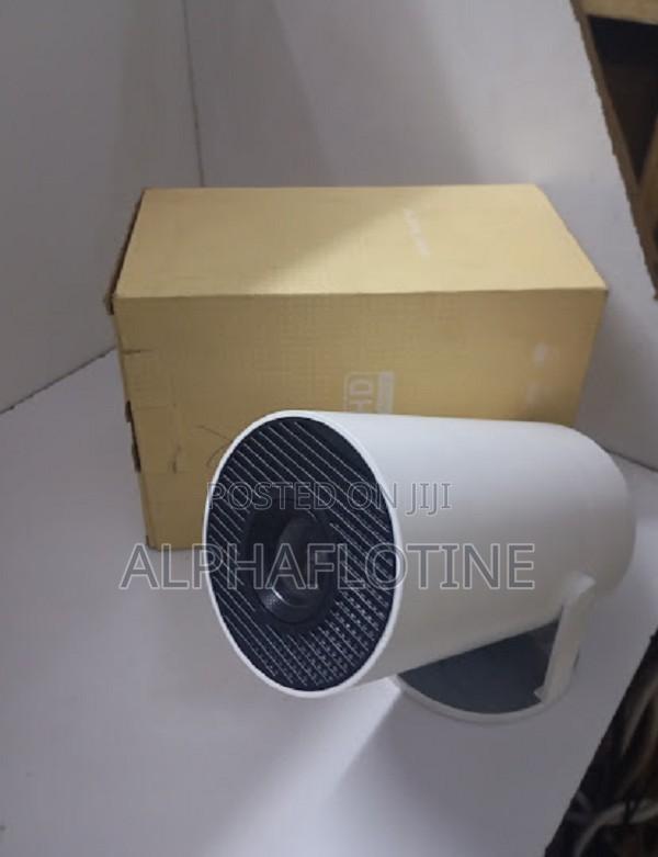 Projector Wifi 6 and Bluetooth 5.4, 5w Sound Base Speaker