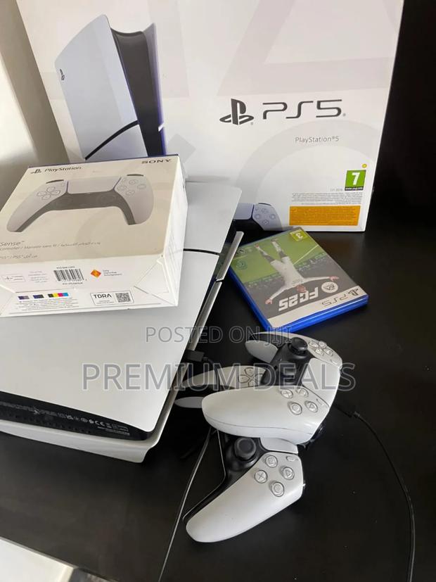 Unboxed Ps5 Slim With All Accessories on Board.