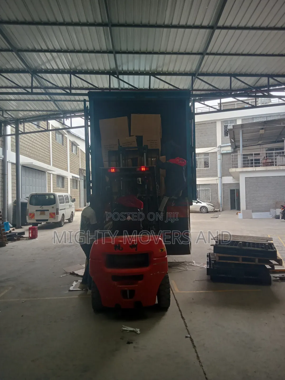 Boxbody Trailers Are Available for Transport Jobs.