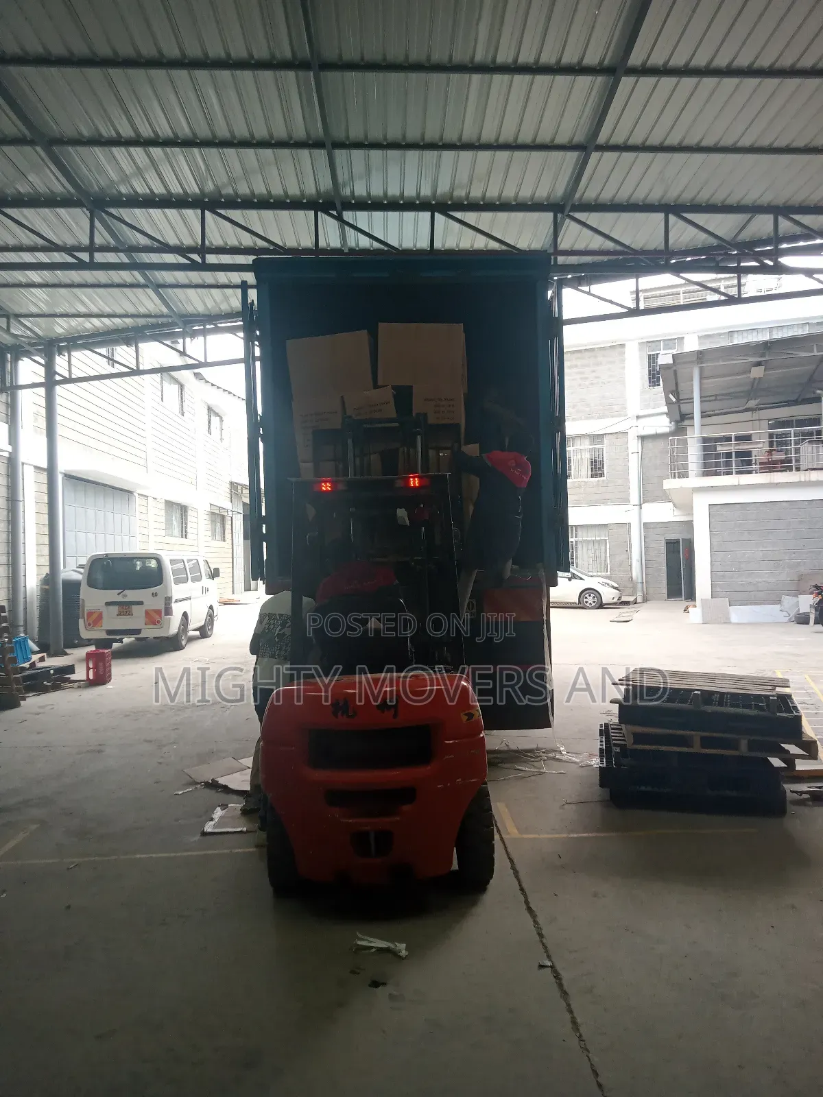 Boxbody Trailers Are Available for Transport Jobs.